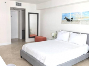 Fully Renovated One Bedroom Apartment @ The Club